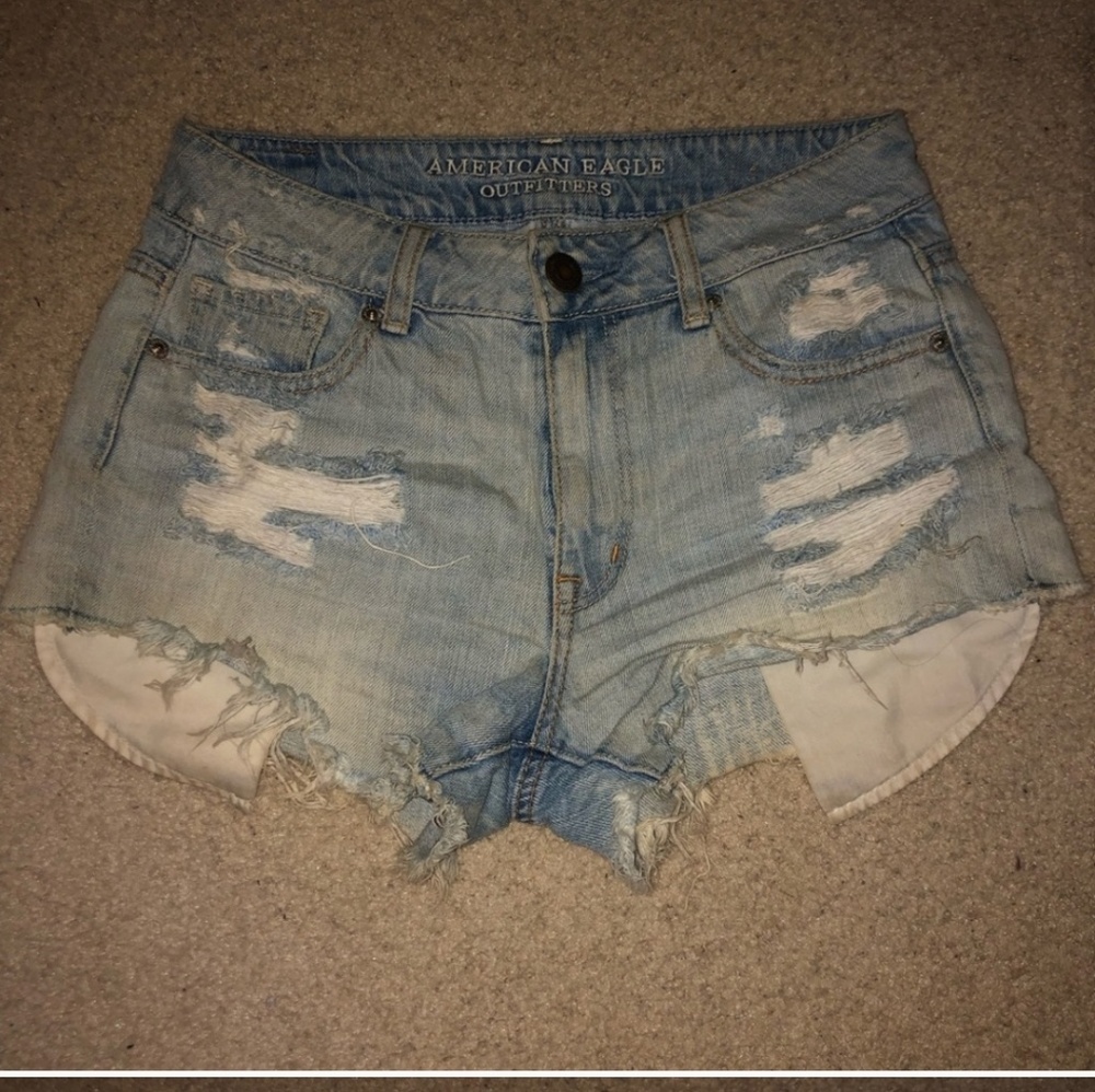 🚫SOLD🚫American eagle shorts